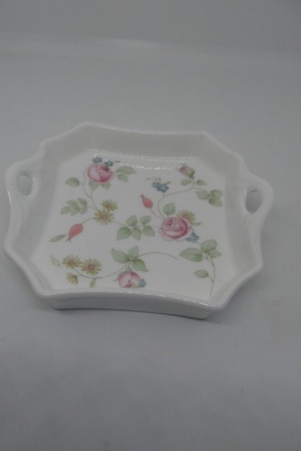 Wedgwood rosehip albany - rosehip, tray