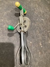 VINTAGE SKY-LINE HIGH-SPEED HAND WHISK/BEATER - GREEN/CREAM HANDLE - SHABBY-CHIC