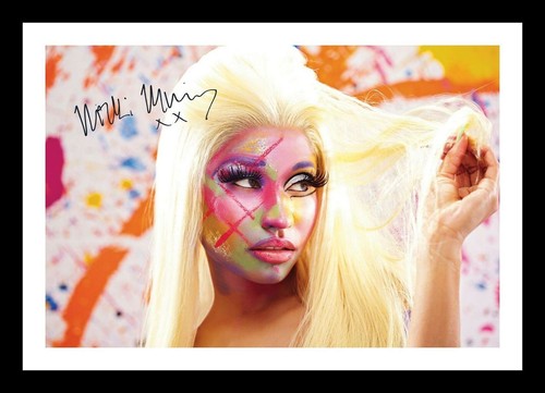 Nicki minaj autograph signed - nicki,
