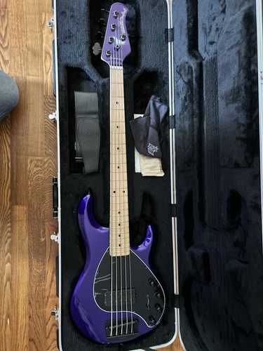 Music man bass guitar stingray - music,