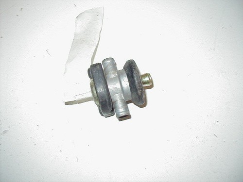 Engine breather valve - engine,