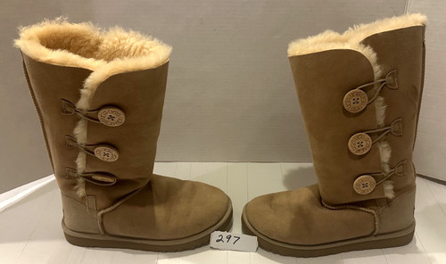 Ugg bailey button triplet - ugg,