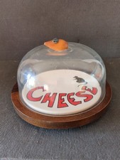 COLLECTABLE USABLE ROUND PERSPEX DOMED CHEESE DISH WITH WOODEN BASE