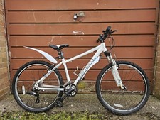 Carrera Valour MTB 16"  Small