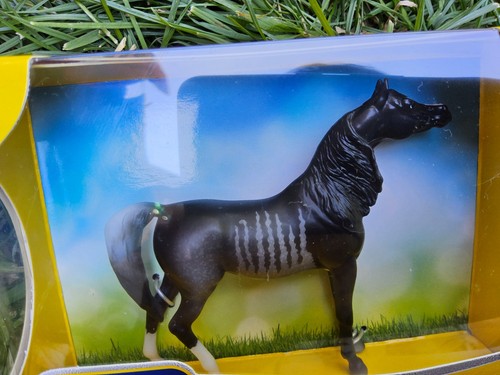 Breyer najwa stablemates club - breyer,