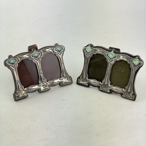 Pair antique art nouveau - of,