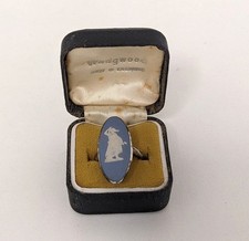 Wedgwood Ring Blue Jasperware Oval Cameo Hygieia Hallmark Silver 1974 Size O