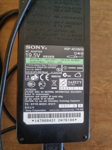 Genuine sony adapter 5v - genuine, ac