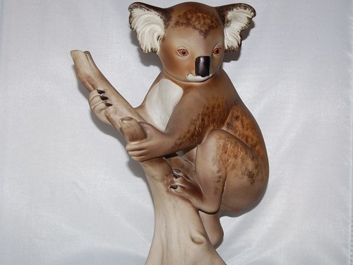 Cute koala branch large - a,