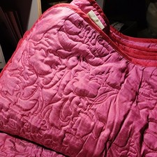 Deep Pink King Size Demask