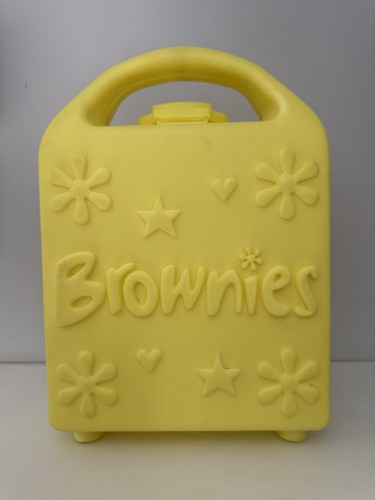 Vintage brownies yellow tuck - brownies, /