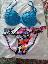 WOMENS NEW  SARESS  &   POUR