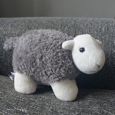HERDY GREY & WHITE SHEEP LAMB