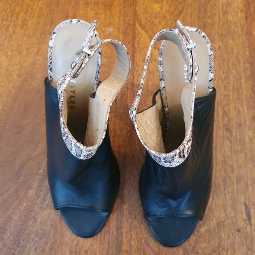 Black leather high - , heeled