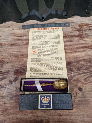 Vintage queen elizabeth - vintage,