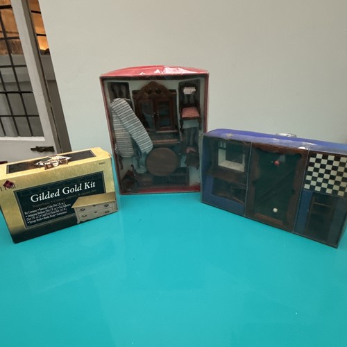 Dolls house scale - 1.12,