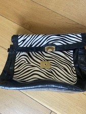 Episode Handbag Shoulder Bag