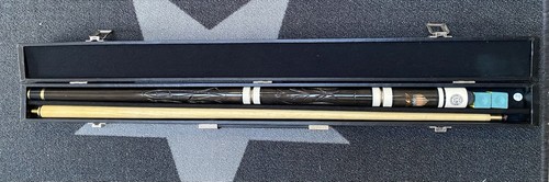 Snooker cue and case ronnie - and,