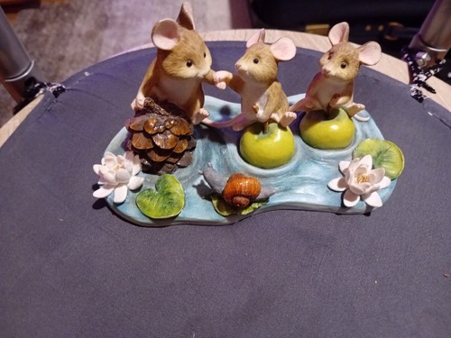 Merrie mice a3775 - merrie, conker