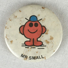 MR. MEN VINTAGE PIN BADGE MR