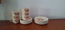 Poole Pottery - Summer Glory -