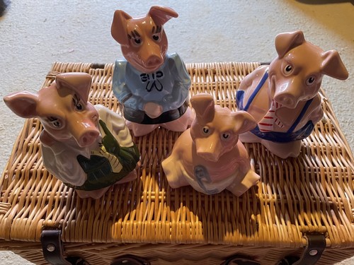 Wade natwest pigs set 4 - pigs,