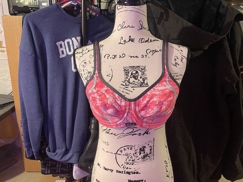 Berlei sports bra shock - berlei,