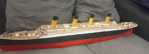 Build the titanic scale - titanic,