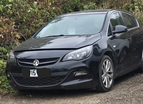 2015 vauxhall astra breaking - astra,