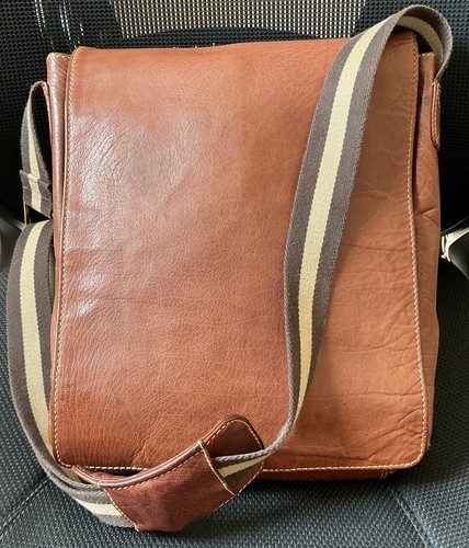 Flap over messenger shoulder - flap,
