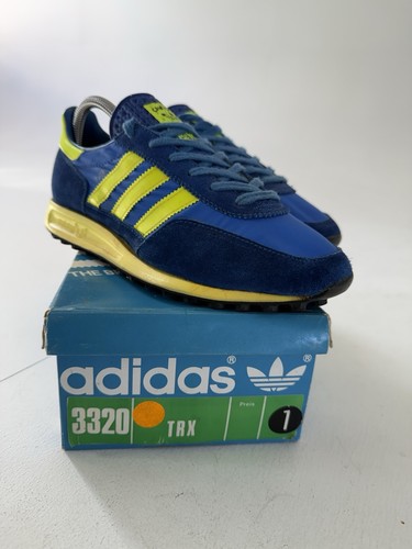 Vintage 1982 adidas - vintage,