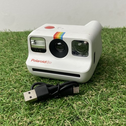 Polaroid white instant - go,