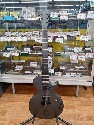 Enya built amplifier guitar - built-in,