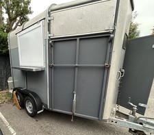 Ready catering trailer - to,
