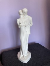 ROYAL DOULTON IMAGES FIGURE