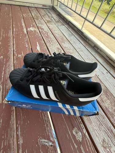 Adidas superstar men size 11 - size,