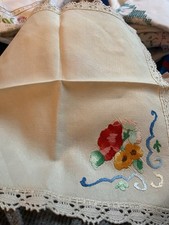 VINTAGE HAND EMBROIDERED LINEN
