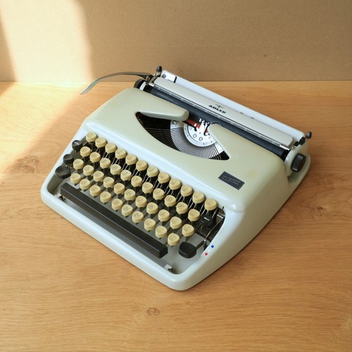 Vintage 1960s adler tippa - adler, /