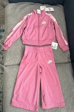 Nike Dri-Fit 2 Piece Complete