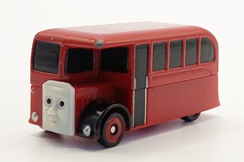 Takara tomy thomas tomica - tomy,