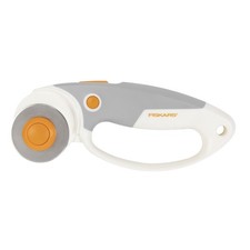 Rotary Cutter 45mm loop Fiskars with Titanium Carbide Coated Cutting Blade