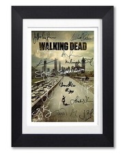 WALKING DEAD CAST SIGNED
