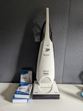 Panasonic MC-UG302 1900W White Super Lightweight Bagged Vacuum Cleaner Upright