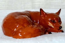 Beswick Large Fox Curled up
