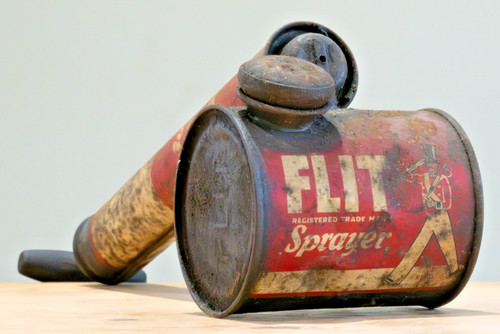 Esso flit sprayer vintage - sprayer,