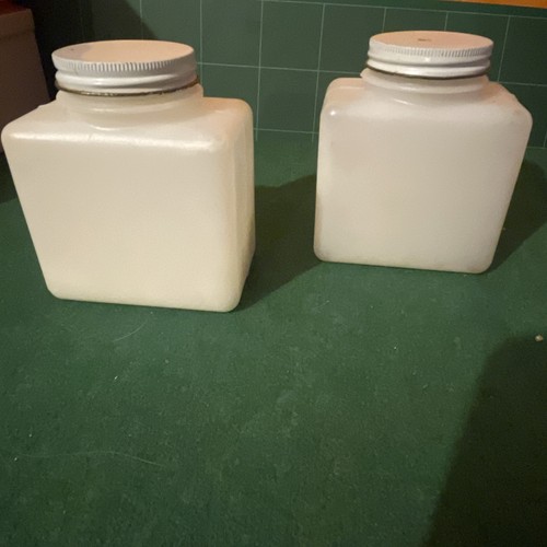 Vintage brexton plastic - brexton,