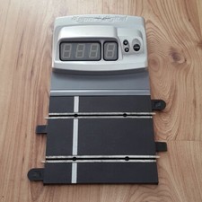 Scalextric Digital 1:32 Track - C7039 Electronic Lap Counter For Up To 4 Cars #A