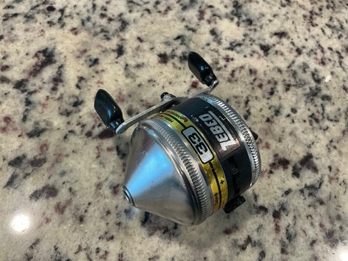 Vintage zebco spincast - zebco, 33