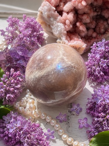 Gorgeous rainbow moonstone - gorgeous,