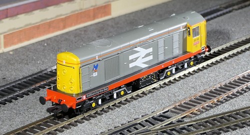 Bachmann 045 class 20 in - 32-045,